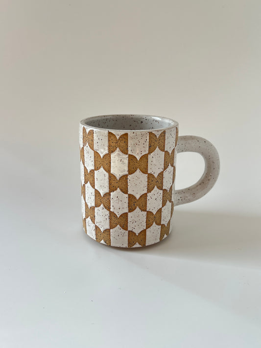 Bow tie mug - speckle